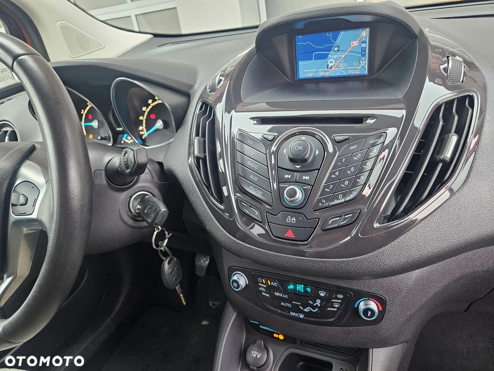 Ford Tourneo Courier 1.0 EcoBoost Titanium - 17