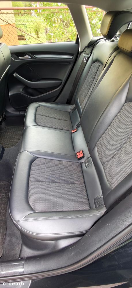 Audi A3 Sportback 1.6 TDI Ambiente - 6