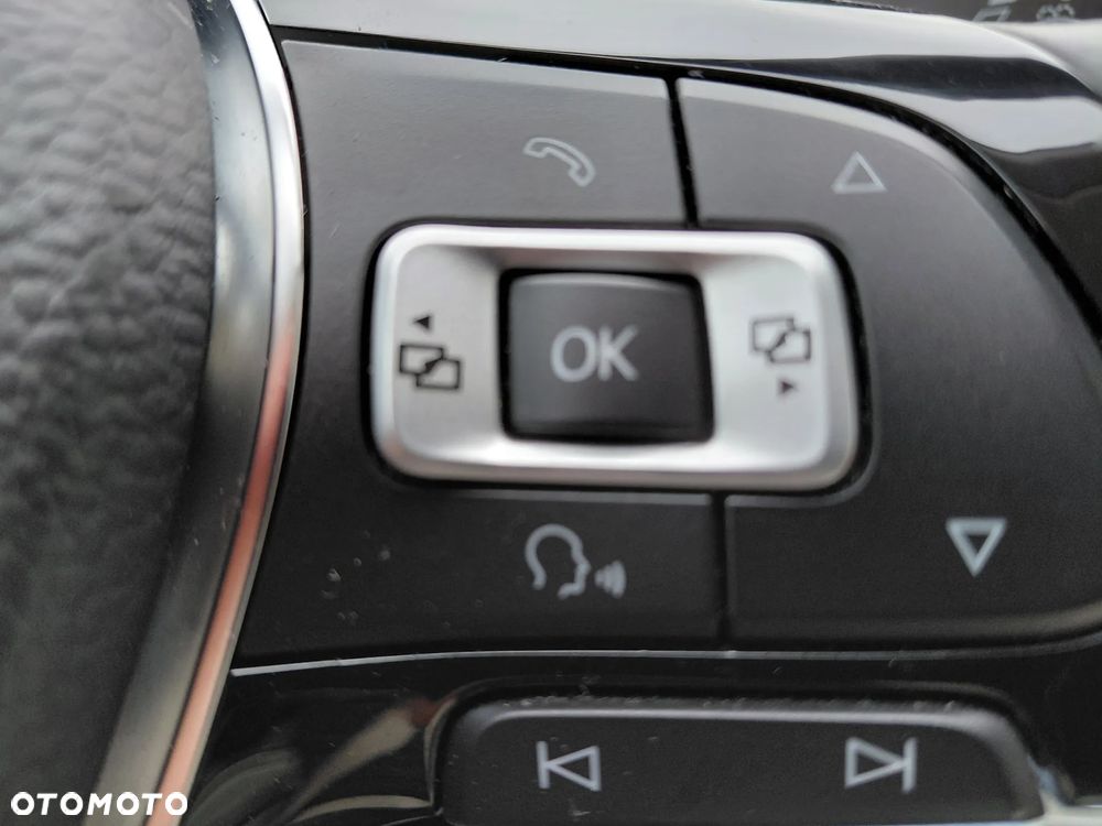 Volkswagen Passat 1.8 TSI BMT Comfortline - 14