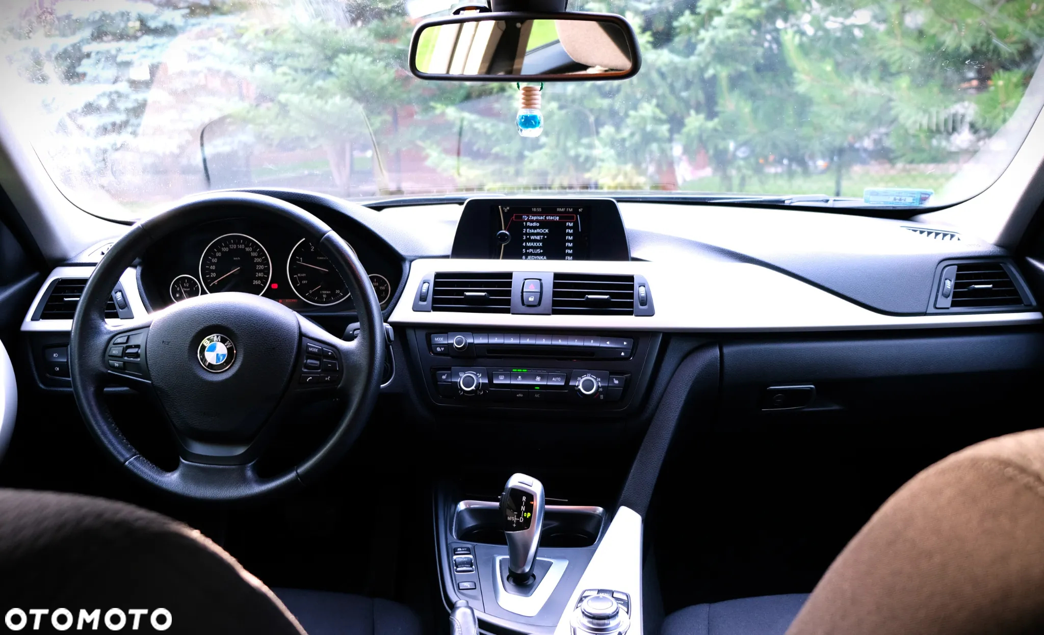 BMW Seria 3 320d Touring Efficient Dynamics Edition - 9