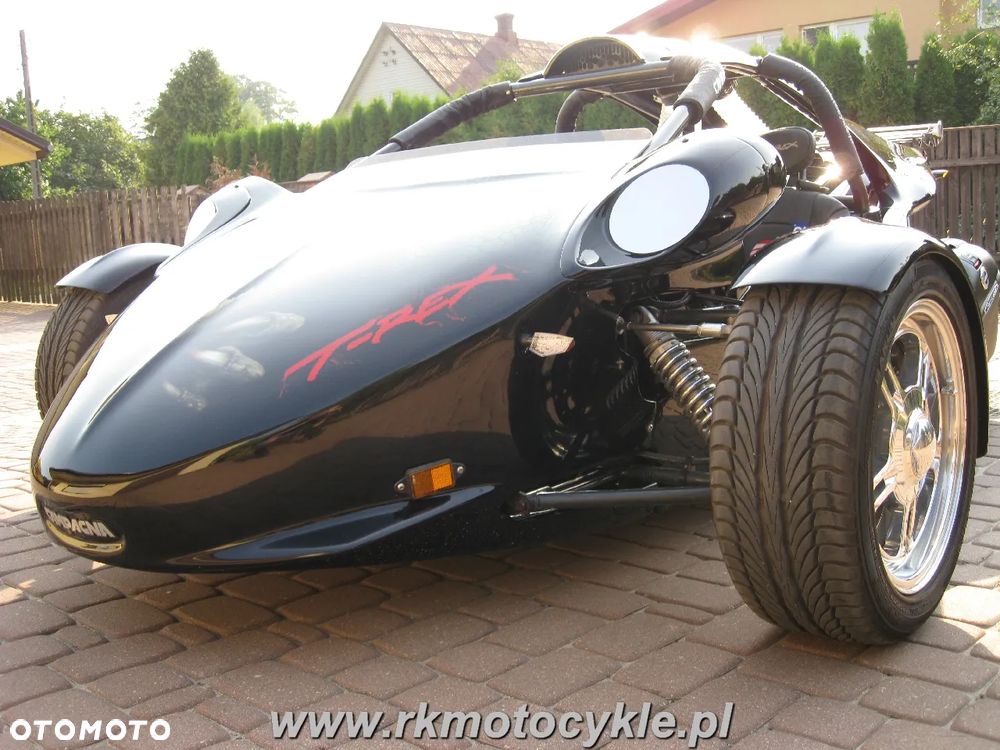 Can-Am Spyder - 10
