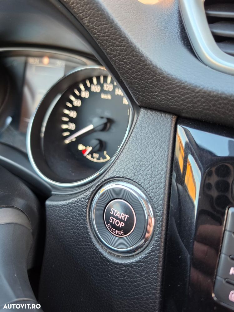 Nissan Qashqai 1.6 DCI Start/Stop Tekna - 12