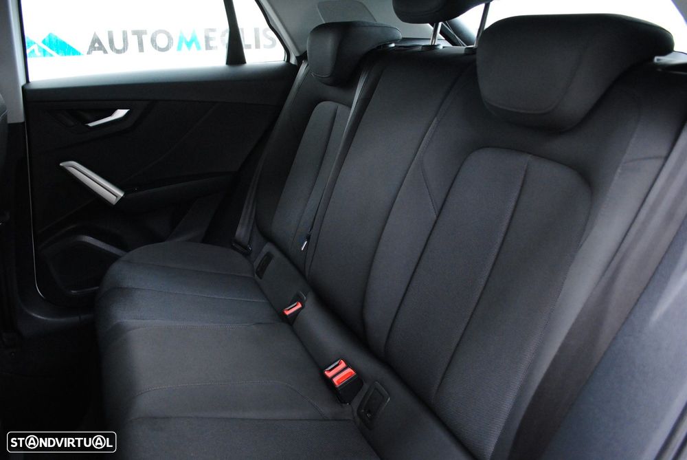 Audi Q2 30 TFSI - 29