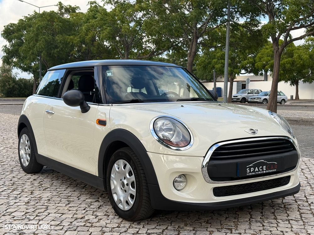 MINI 3 Portas One D