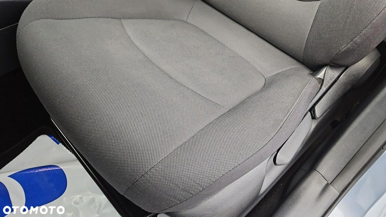 Toyota Corolla 1.5 Comfort - 12