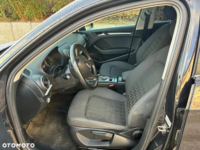 Audi A3 Sportback - 14