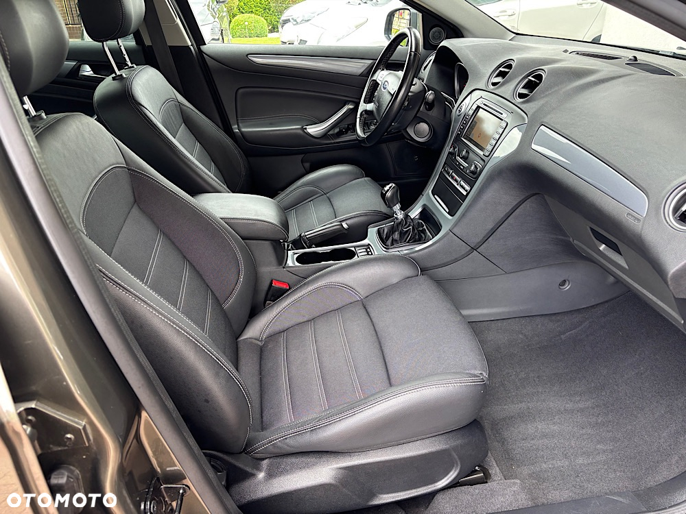 Ford Mondeo 2.0 TDCi Titanium - 31