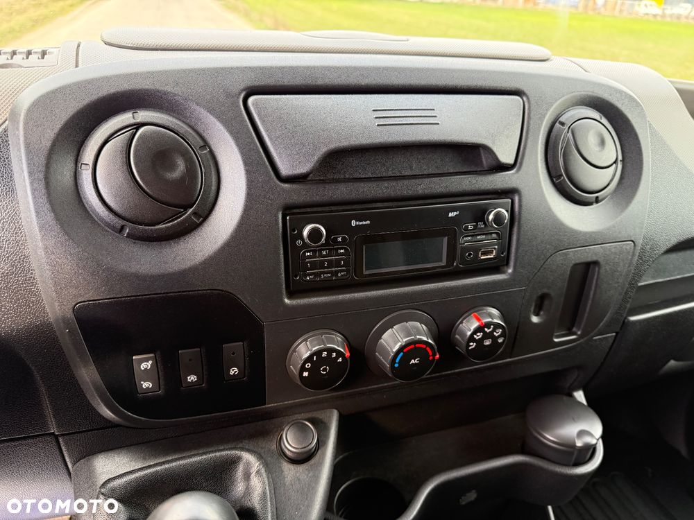 Renault Master - 27