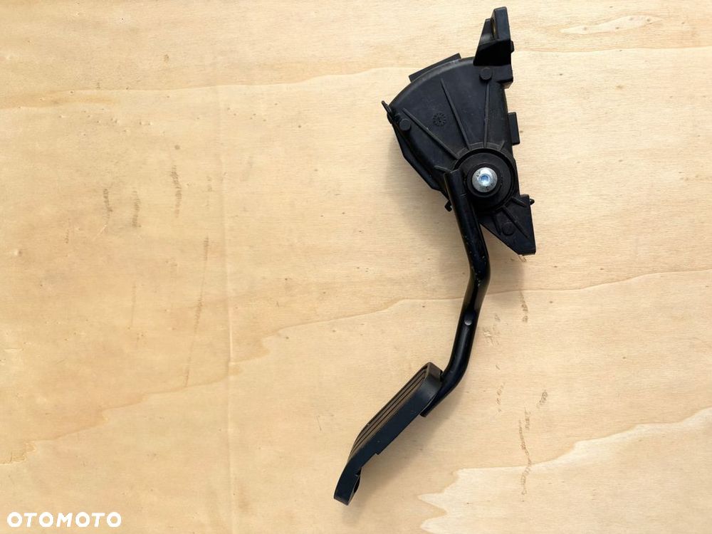 VW T4 TRANSPORTER CARAVELLE 2.5 TDI 96- POTENCJOMETR GAZU 7D1723507D - 3