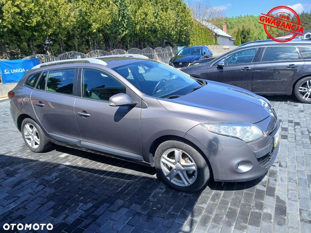 Renault Megane dCi 90 FAP Paris - 8