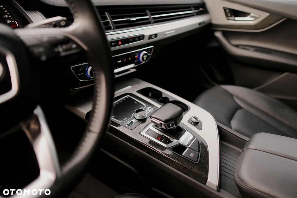 Audi Q7 3.0 TFSI Quattro Tiptronic - 39