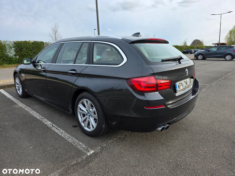 BMW Seria 5 520d xDrive - 2