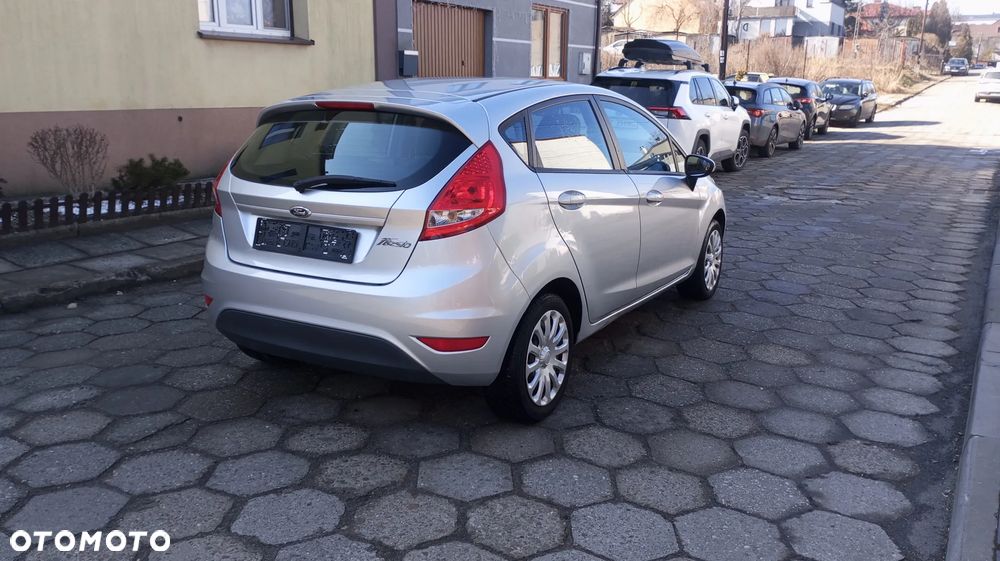 Ford Fiesta - 6