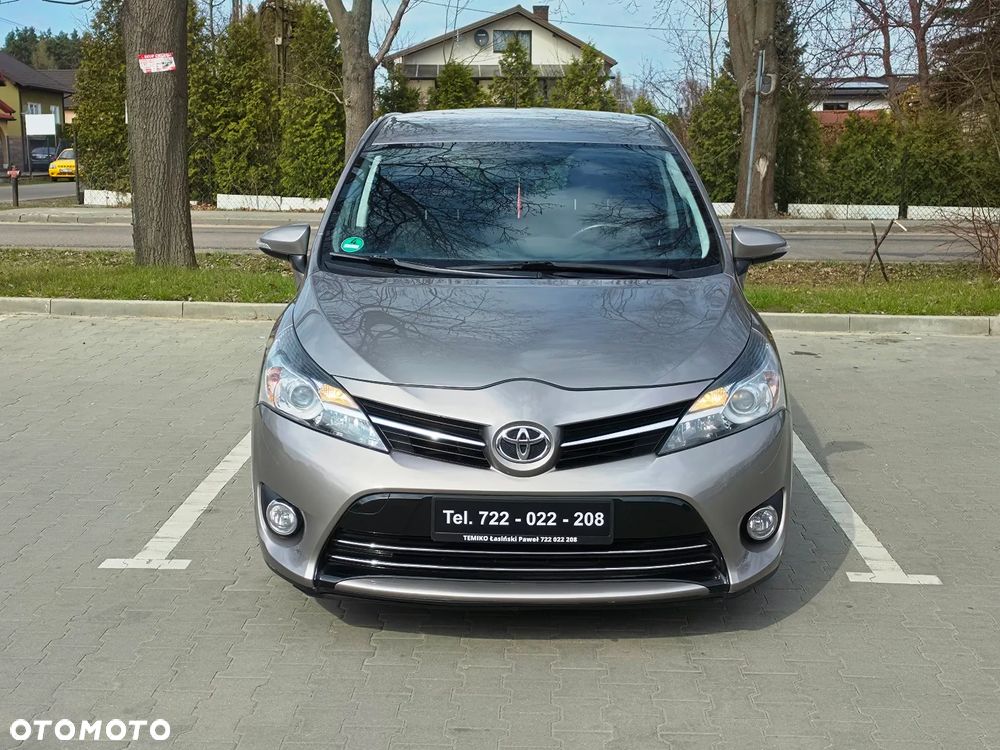 Toyota Verso 1.6 D-4D 5-Sitzer Start/Stop Executive - 4