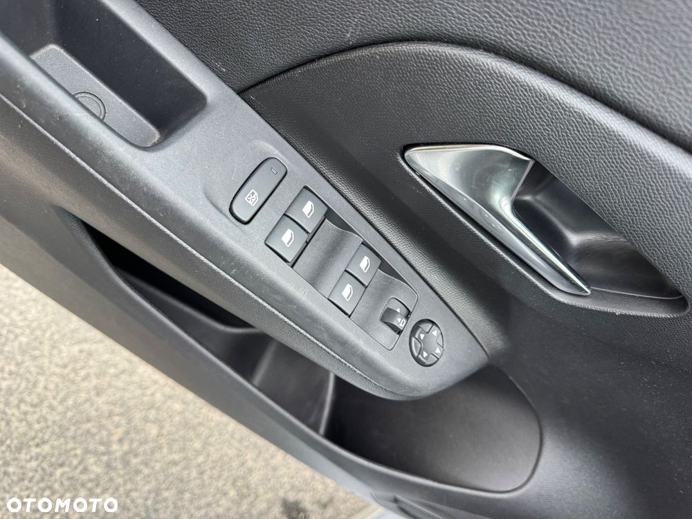 Opel Corsa 1.2 Direct Injection Turbo Automatik GS - 19