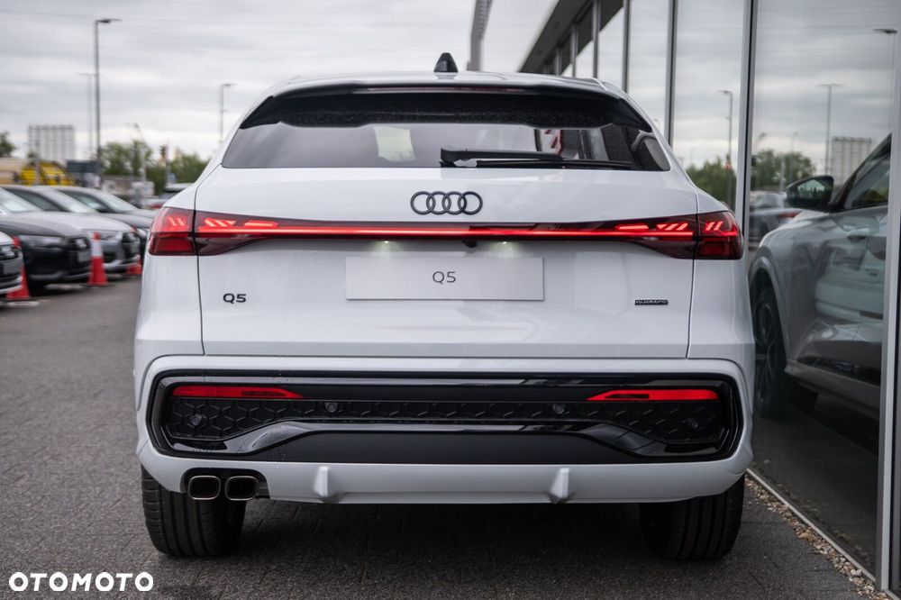 Audi Q5 Sportback - 5