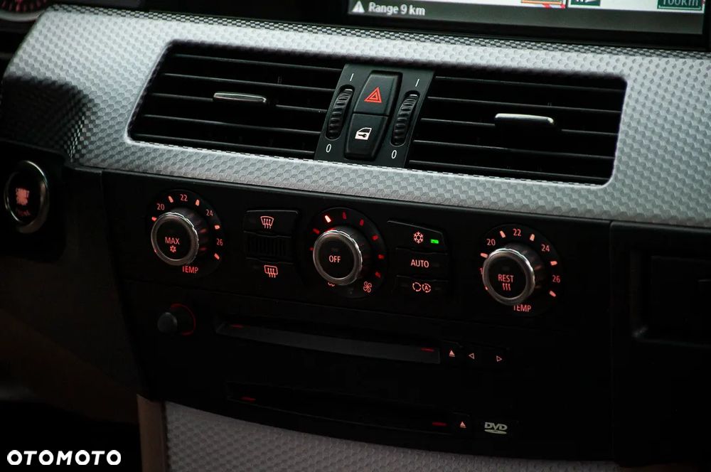 BMW Seria 5 530i SMG - 31