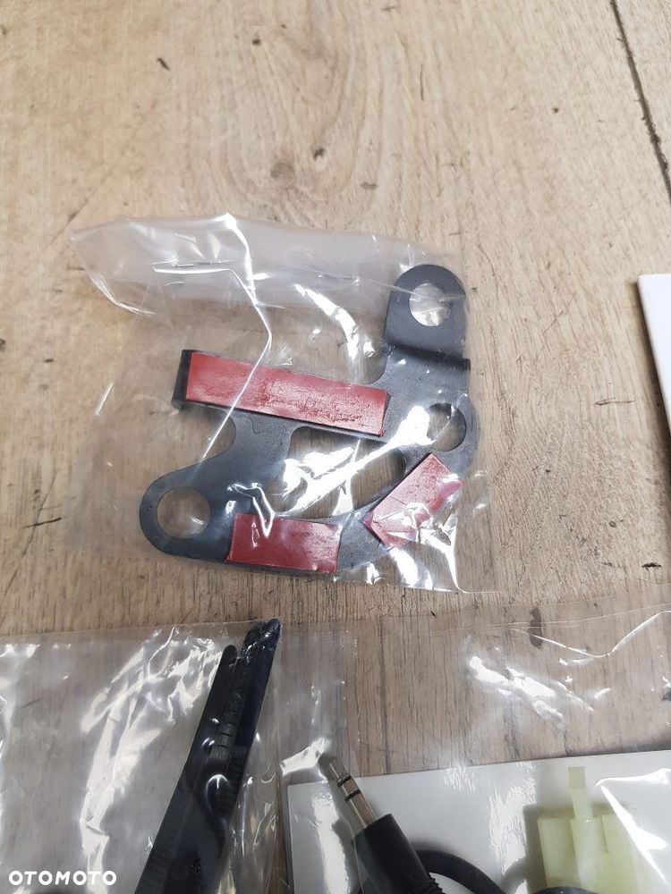 Zestaw montażowy audio Honda NT700V Deauville 08B08-MEW-800 - 4