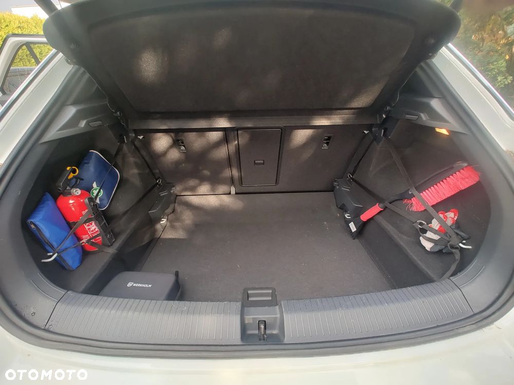Volkswagen T-Roc 1.5 TSI R-Line DSG - 15
