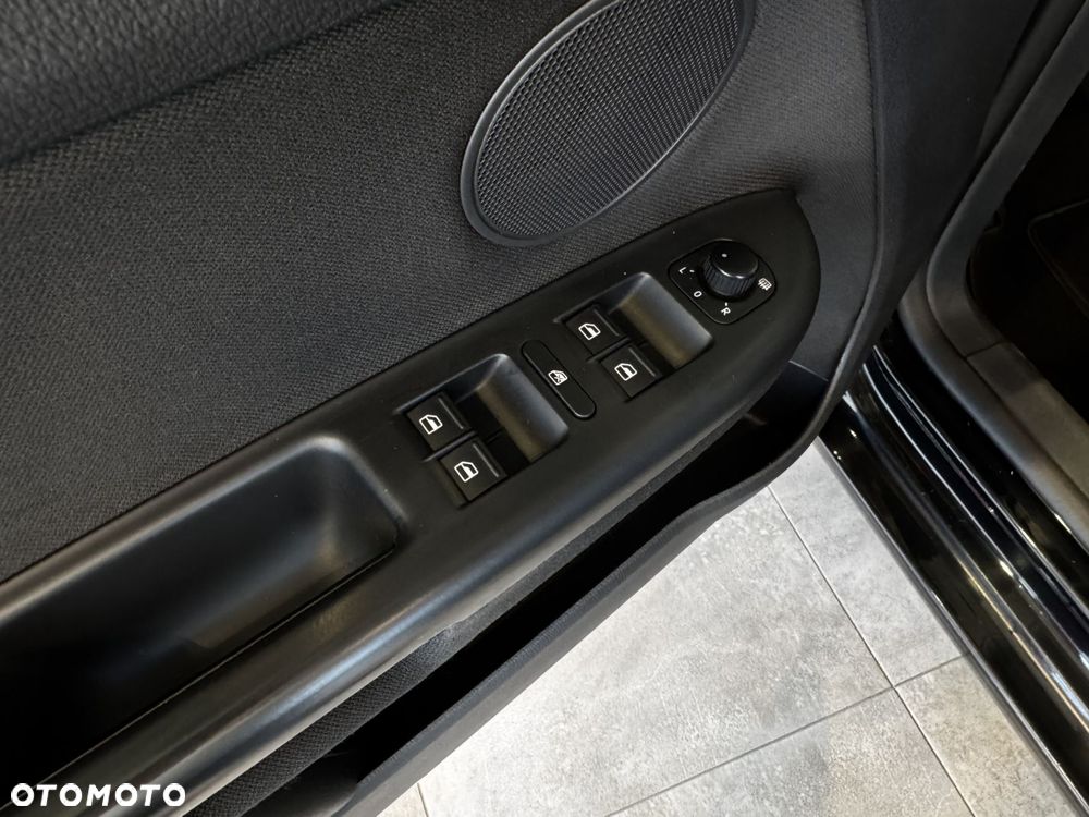 Volkswagen Golf Plus - 20