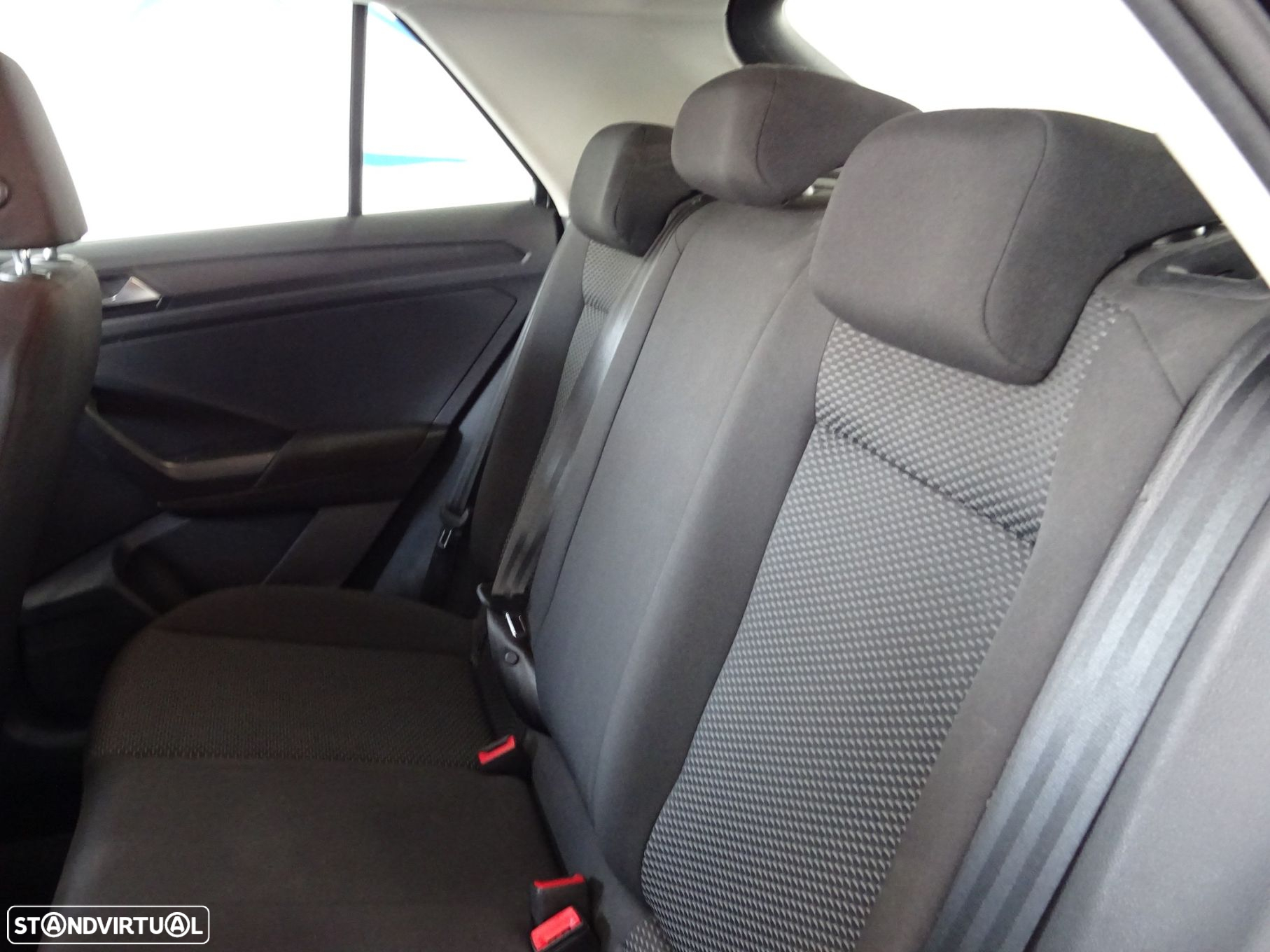 VW T-Roc 1.0 TSI - 5