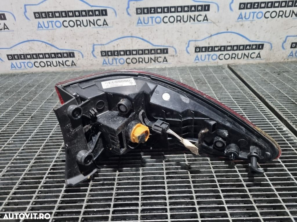 Stop Dreapta Renault Kadjar 2015 - 2018 SUV 4 Usi (1310) Cu led - 2