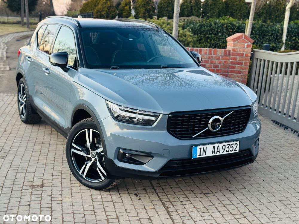 Volvo XC 40 D4 AWD Geartronic R-Design - 3