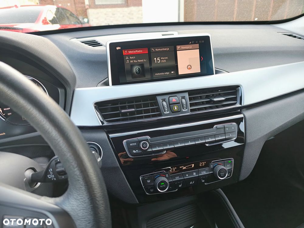 BMW X1 sDrive16d - 13