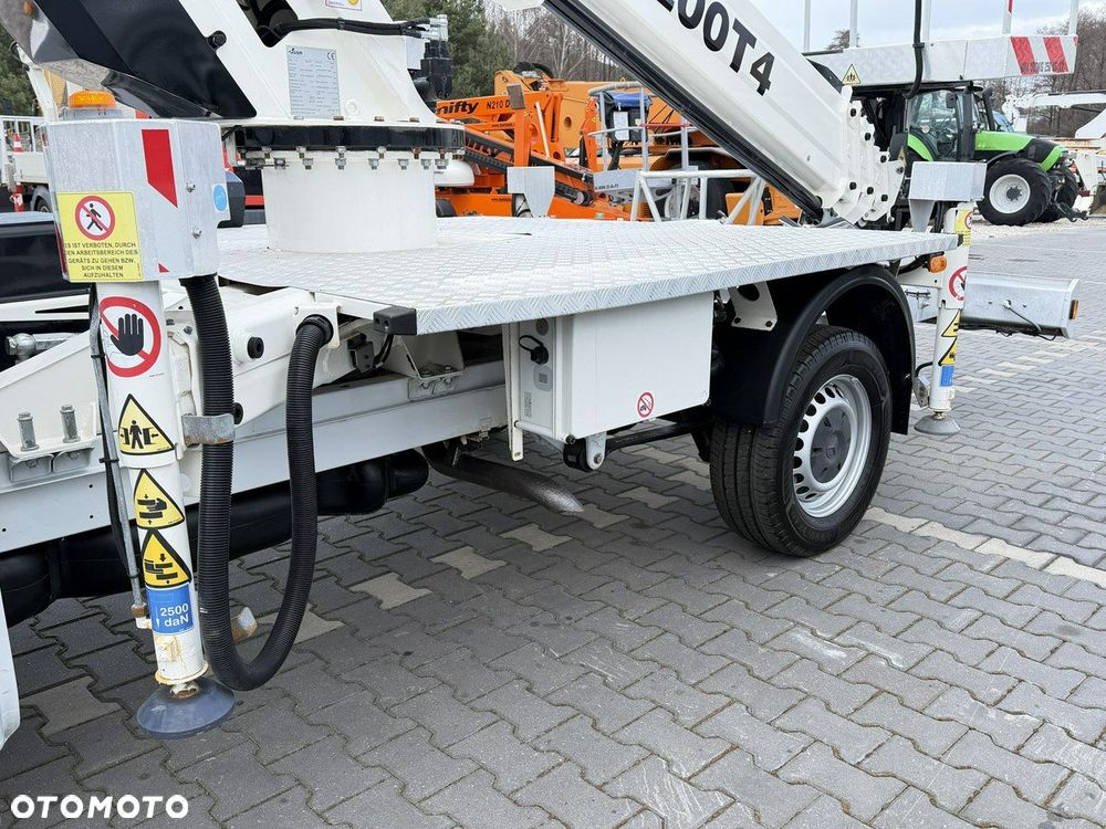 Mercedes-Benz Sprinter - 10