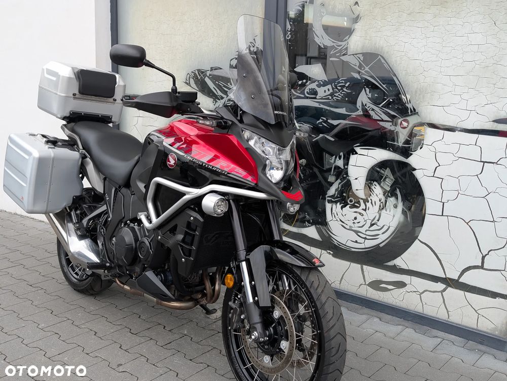 Honda VFR - 16