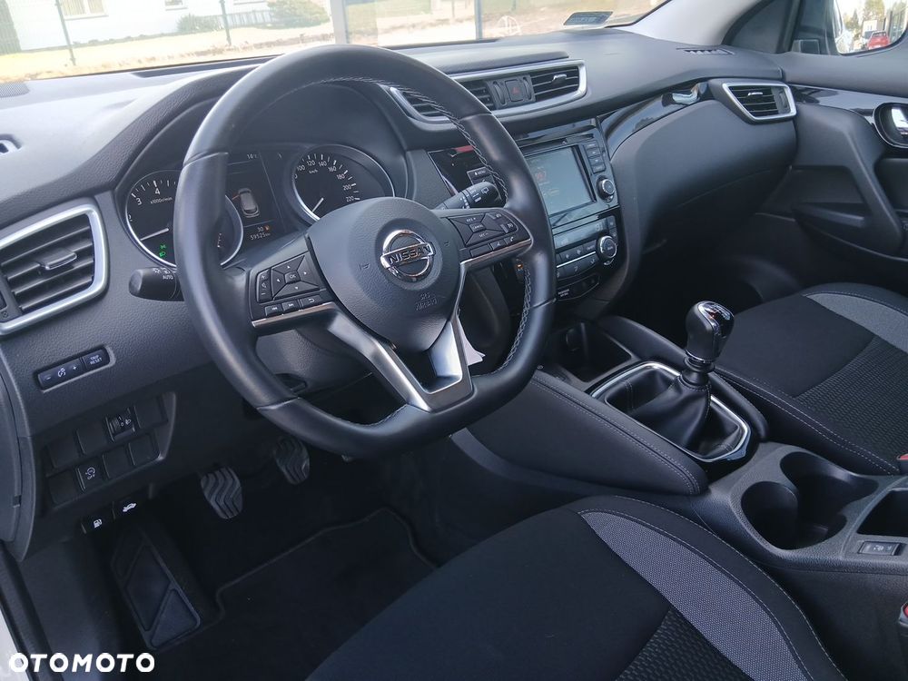 Nissan Qashqai 1.3 DIG-T N-Style EU6d - 17