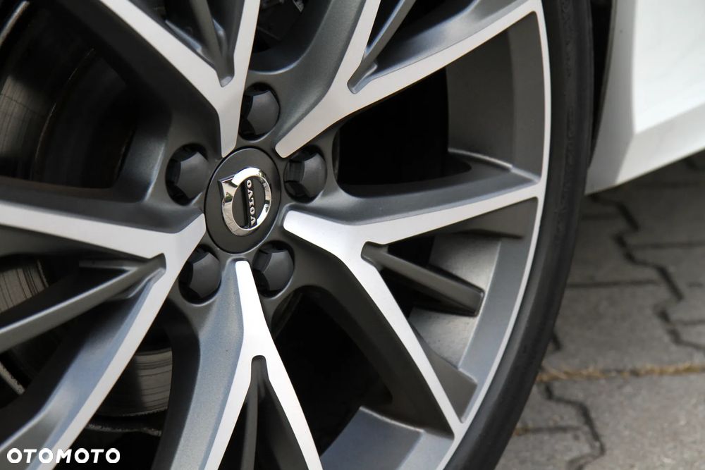 Volvo S90 D4 Inscription - 29