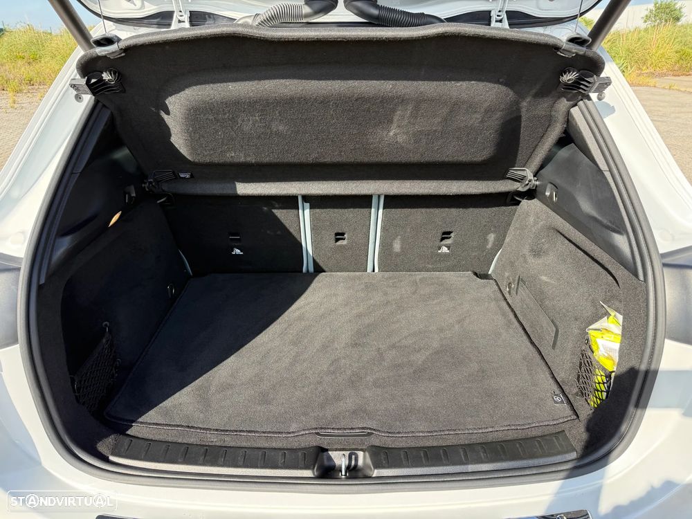Mercedes-Benz GLA 180 d Progressive - 14