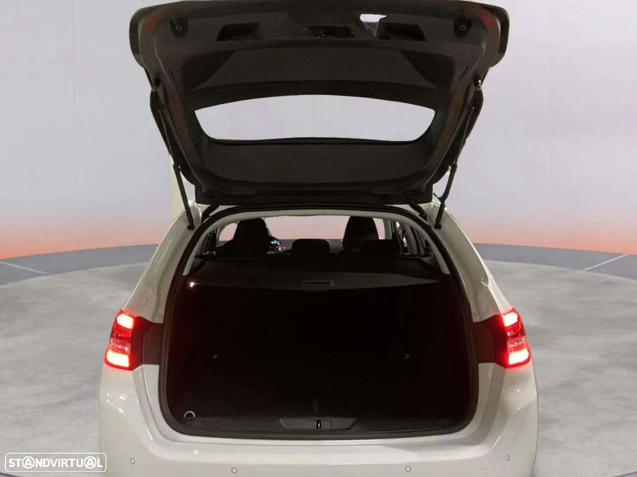 Peugeot 308 SW 1.5 BlueHDi Style - 17