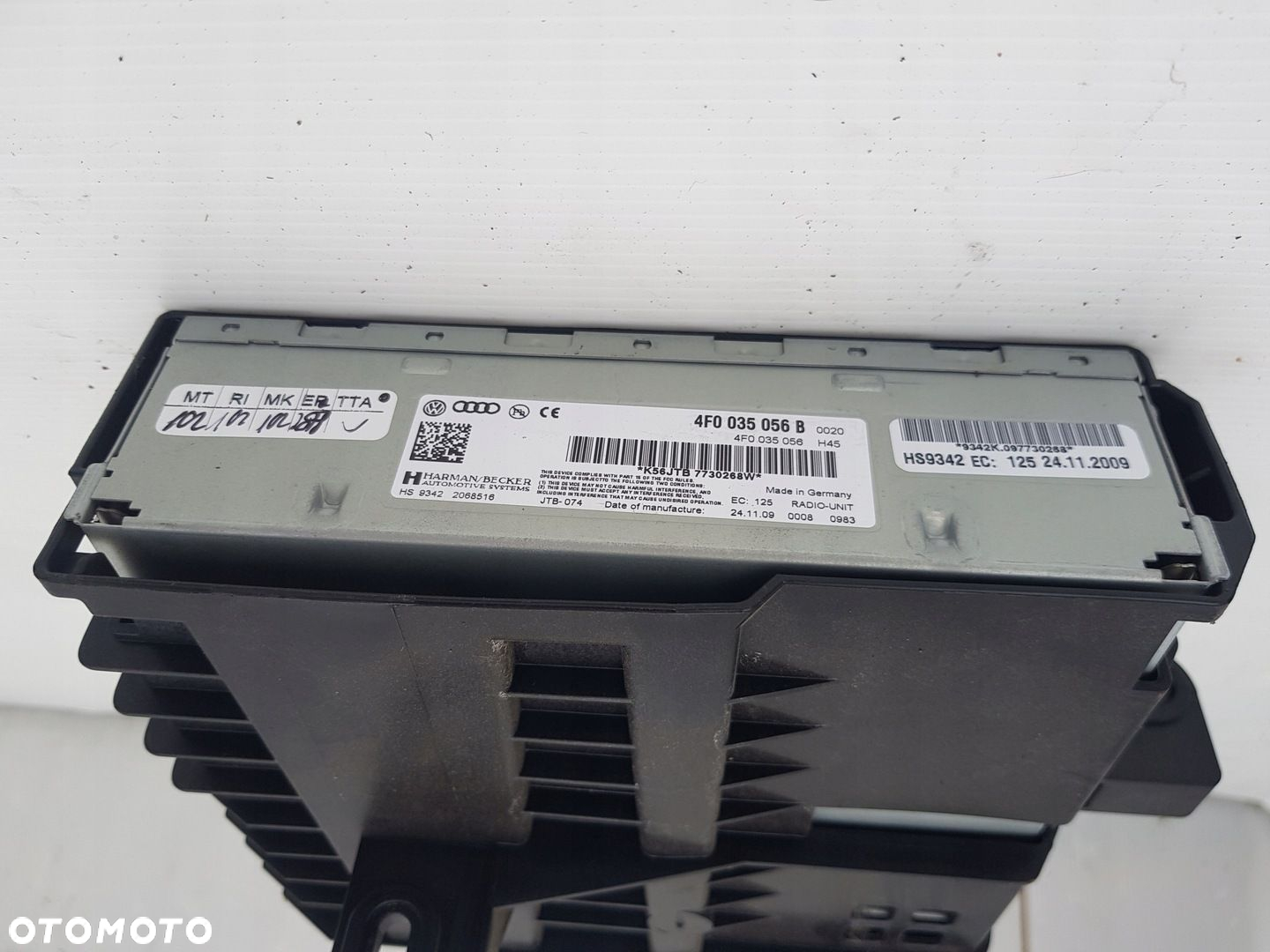 AUDI A4 B8 Q5 2009 TUNER RADIA 4F0035056B - 2