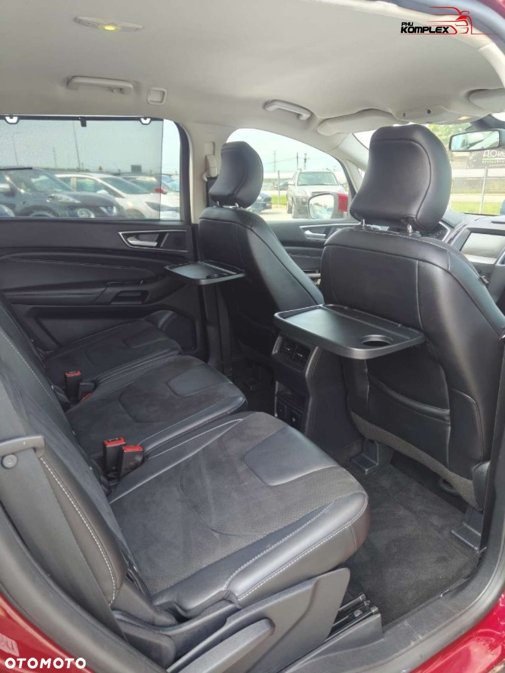 Ford S-Max - 12
