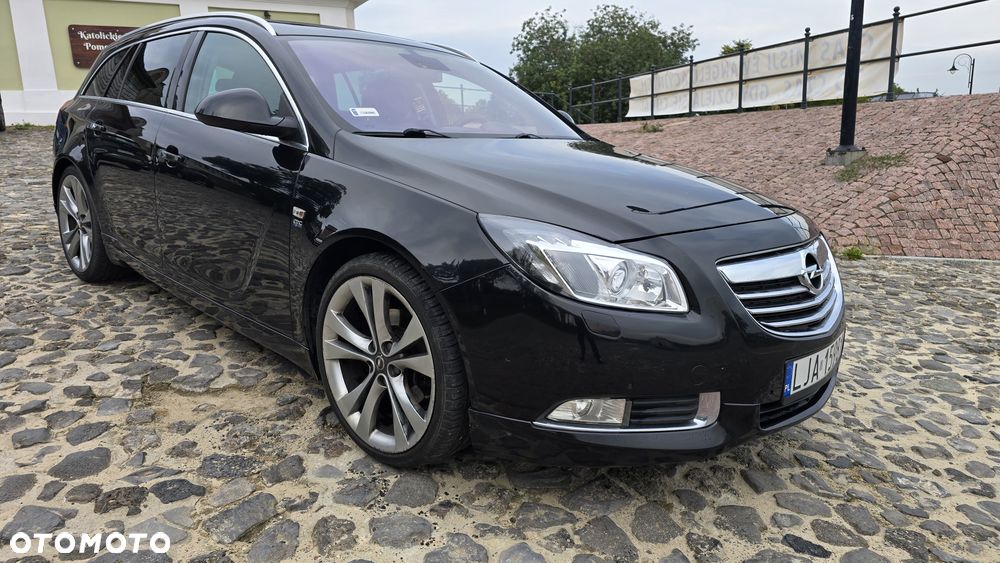 Opel Insignia - 1