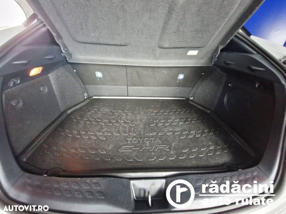 Toyota C-HR - 27