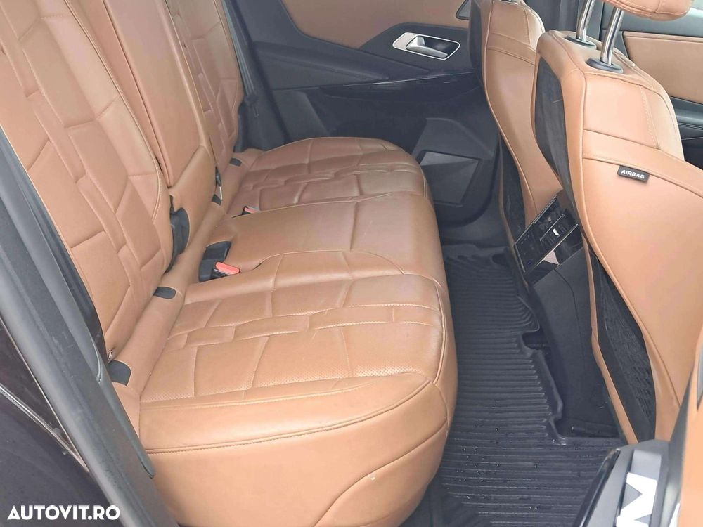 DS Automobiles DS 7 Crossback - 12