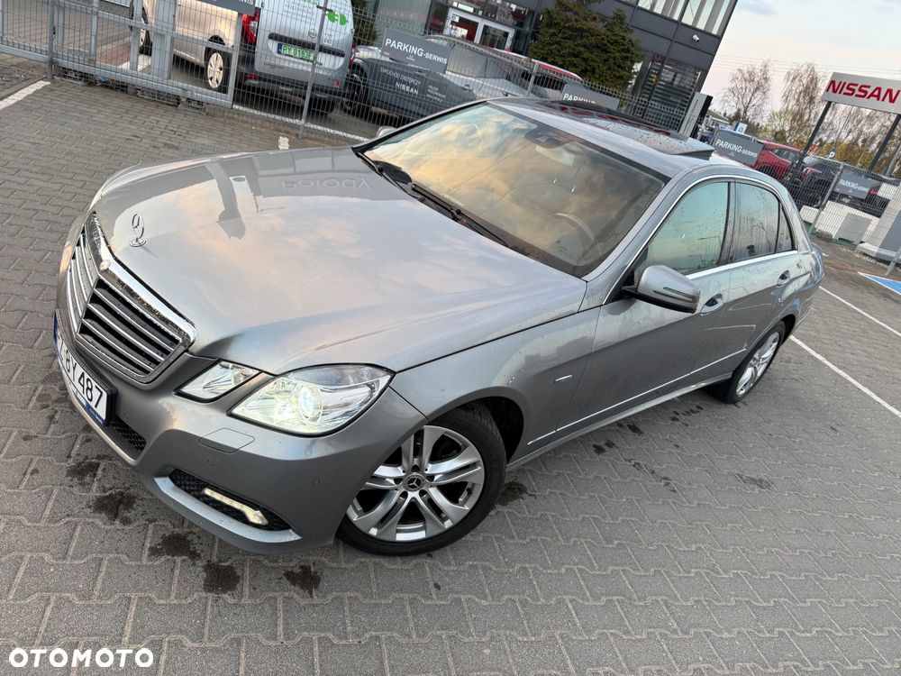 Mercedes-Benz Klasa E 200 CGI BlueEffICIENCY Avantgarde - 20
