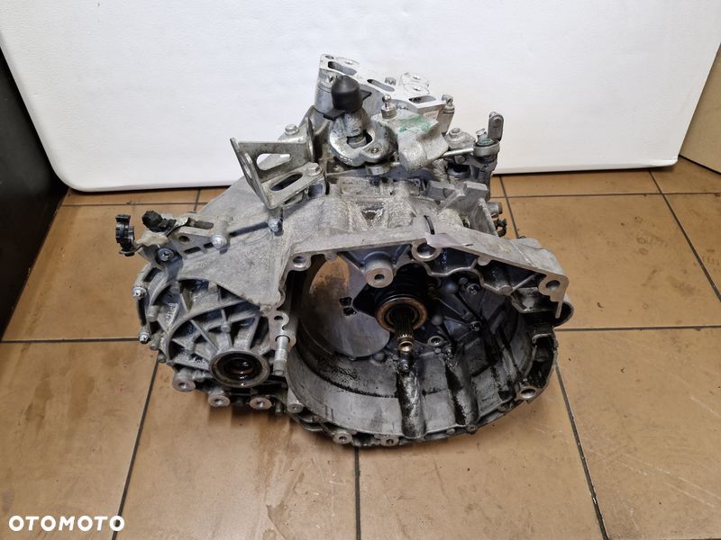 FIAT 500X JEEP 1.4 T SKRZYNIA BIEGÓW MANUAL 55237502 6B - 1
