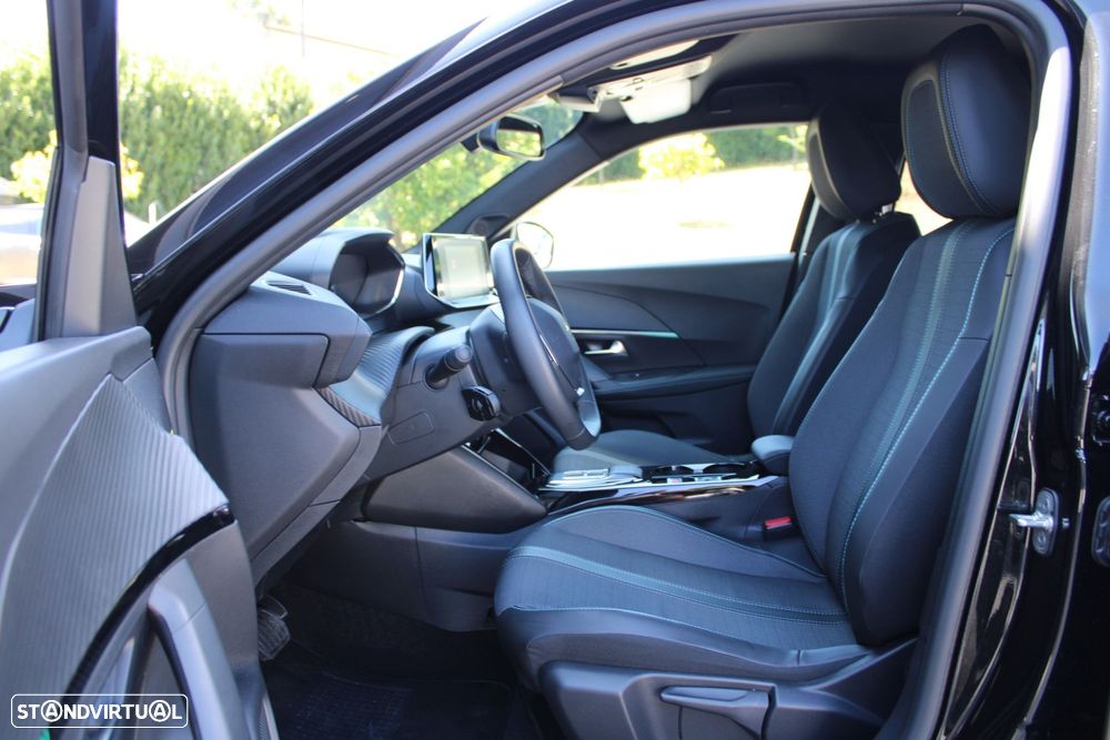 Peugeot e-2008 50 kWh Allure Pack - 4