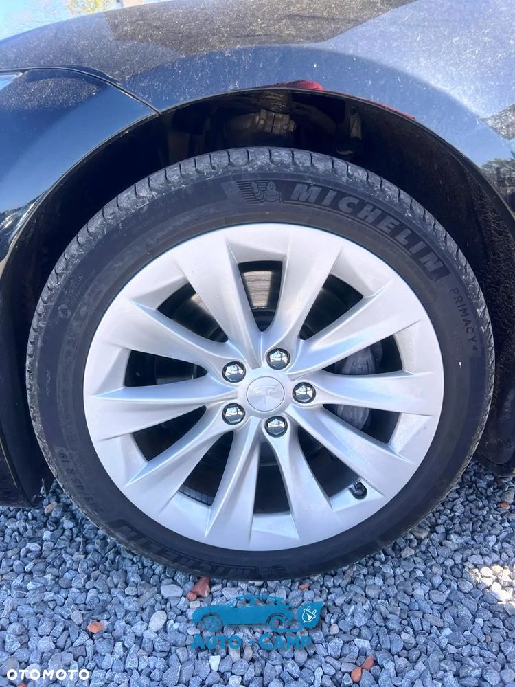 Tesla Model S 100D Allradantrieb Performance - 33