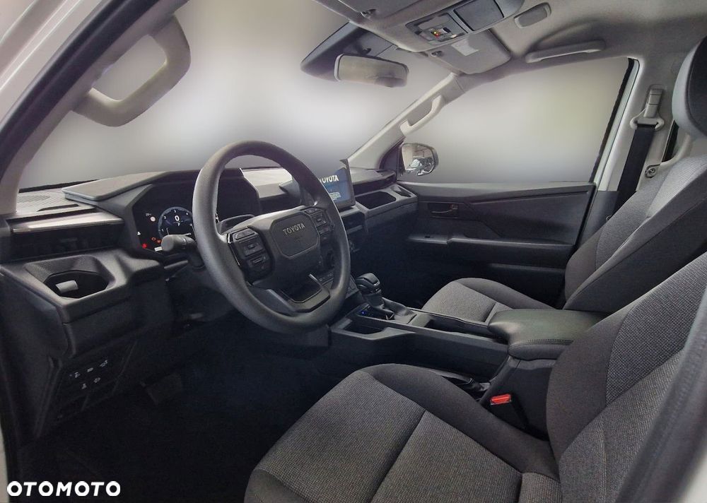 Toyota Hilux 2.8 D-4D mHEV Double Cab Live 4x4 - 10