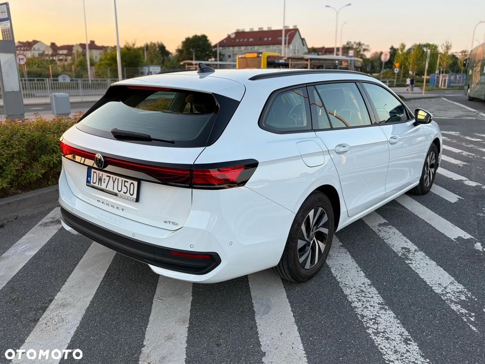 Volkswagen Passat - 2