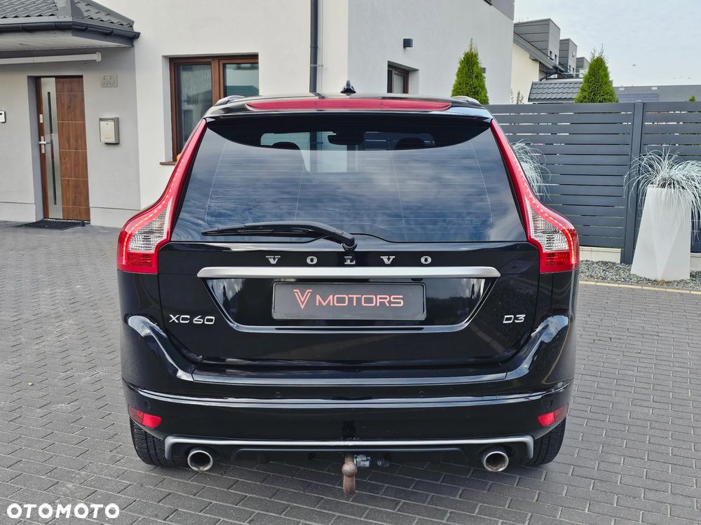 Volvo XC 60 D3 Drive-E R-Design Momentum - 8