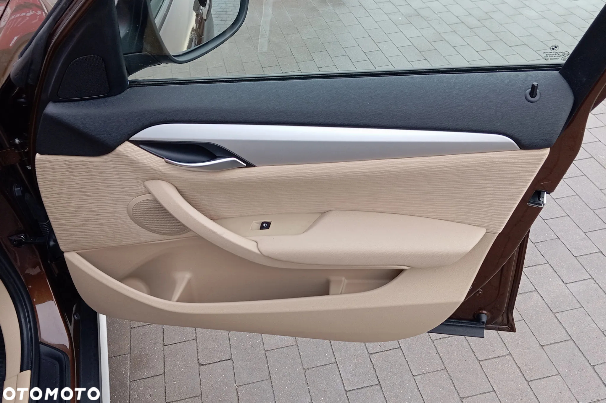BMW X1 sDrive18i - 35