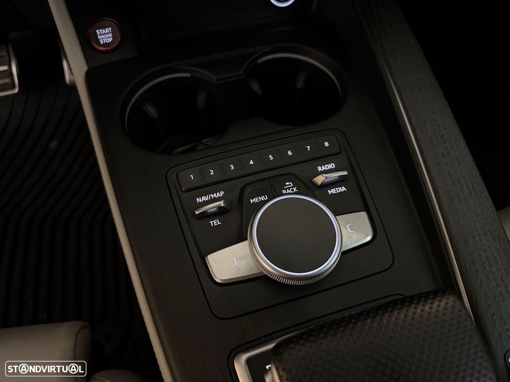 Audi RS4 Avant 2.9 TSI quattro Tiptronic - 28