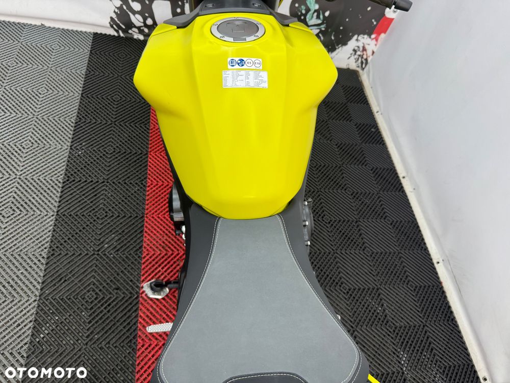 Honda CB - 22