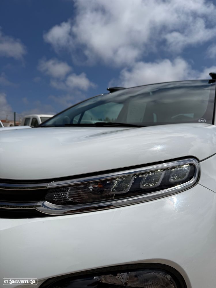 Citroën C3 Aircross PureTech 82 OPF Shine - 2